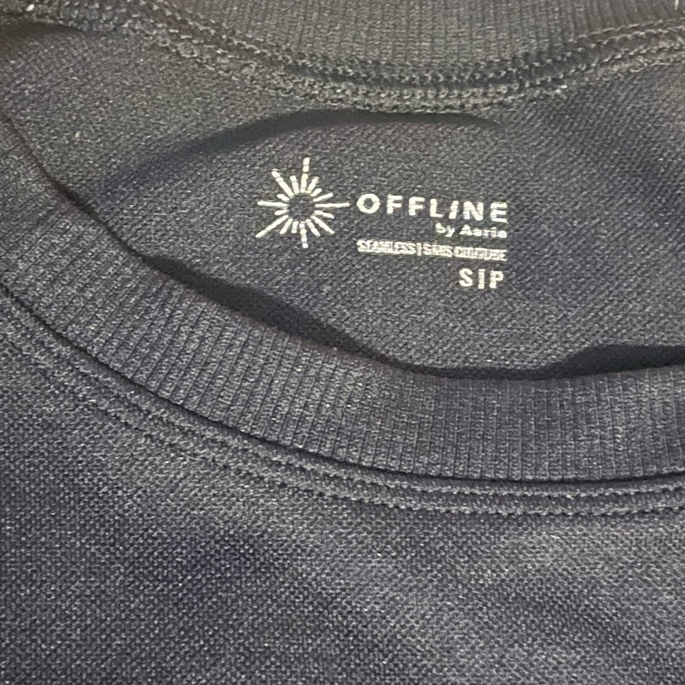 Offline by Aerie Women’s seamless crop top Size: Small - Picture 3 of 3